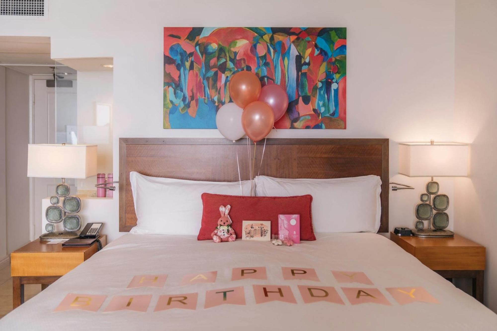 הונולולו The Royal Hawaiian, A Luxury Collection Resort, Waikiki מראה חיצוני תמונה